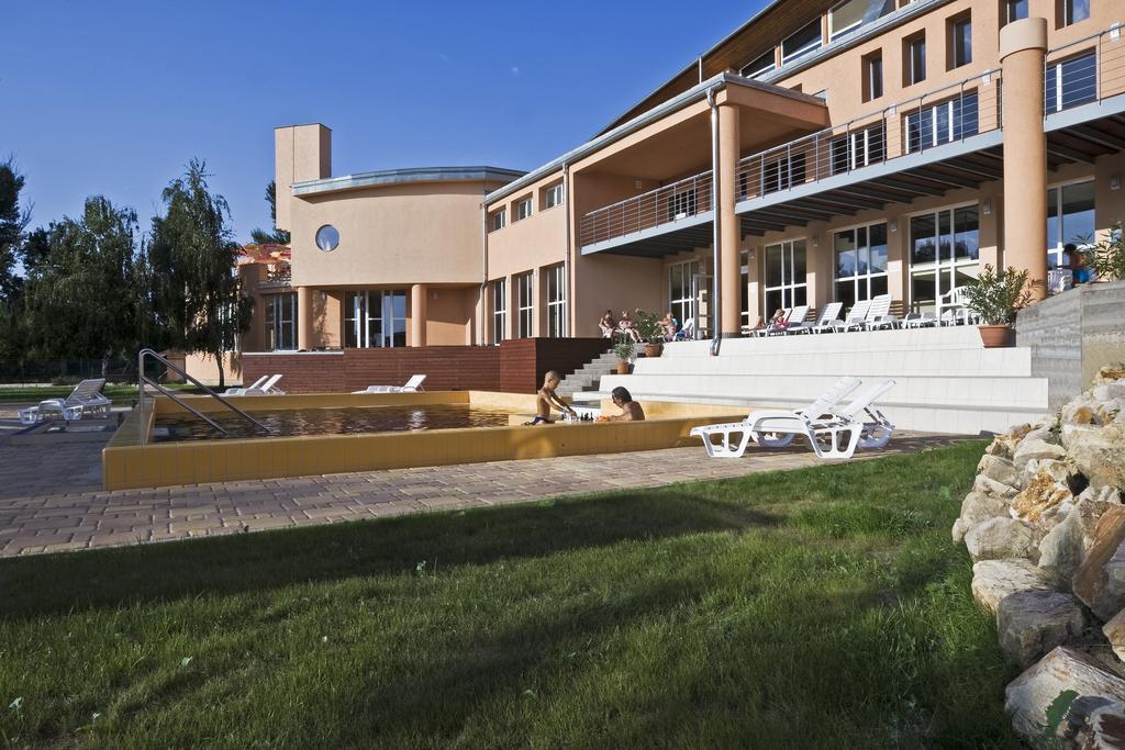 Martfu Hotel Thermal Spa Экстерьер фото