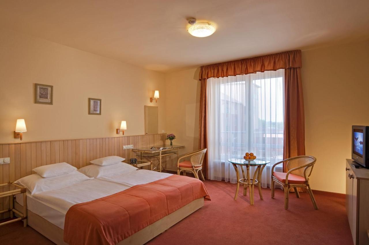 Martfu Hotel Thermal Spa Экстерьер фото